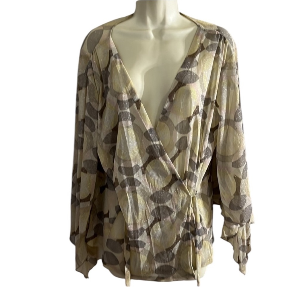 New York & Co size  XL wrap top metallic threading wrap top Dolman angled sleeve
